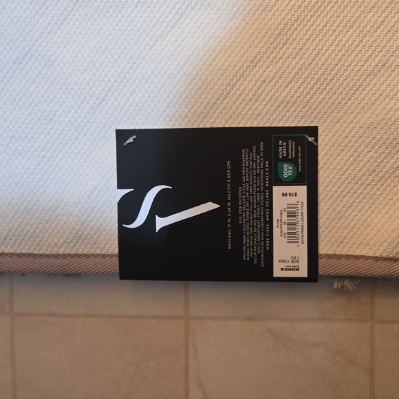 Simply Vera Plush Bathroom Rug - Picture 4 of 5